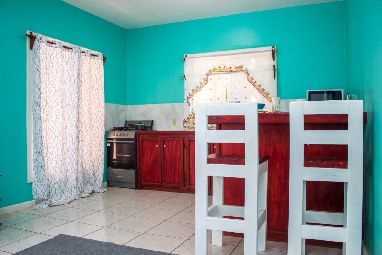 Bliss On The Bay For A Family Apartment West End Bagian luar foto